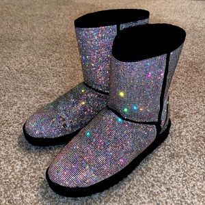 Rhinestone Cape Robbin boots